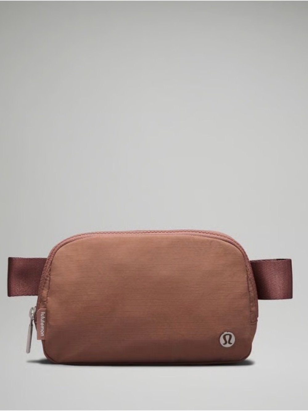 Lululemon Everywhere 1L Belt Bag in Twilight Rose